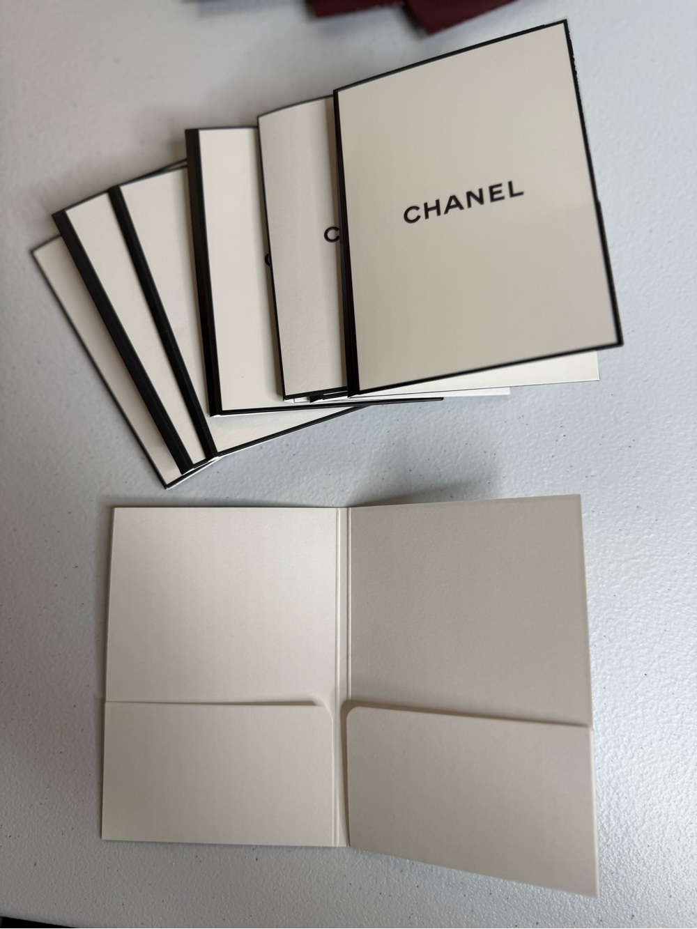 Luxury Envelope Lot: Gucci, Chanel & Dior - Picture 4 of 11